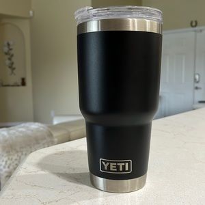 Yeti Rambler 30oz